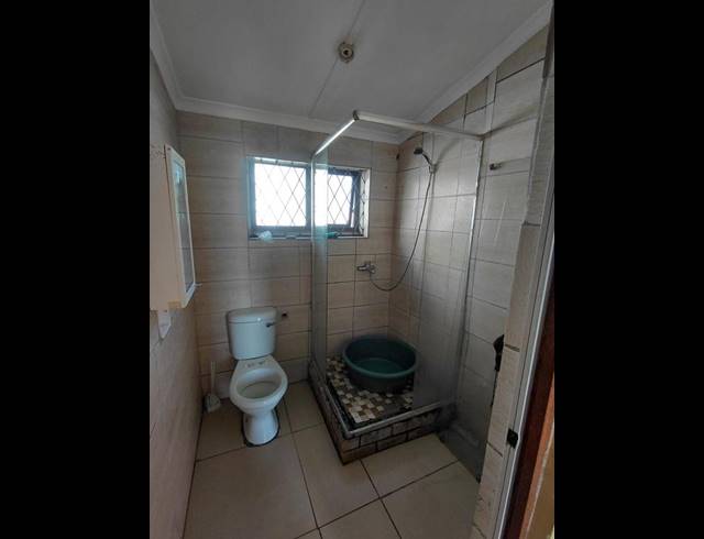 2 BEDROOM PROPERTY TO RENT IN UMLAZI C